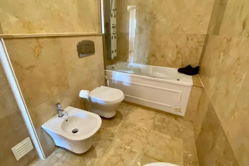 Apartment 2-Bedroom Apt In Newtown W Pool Albufeira