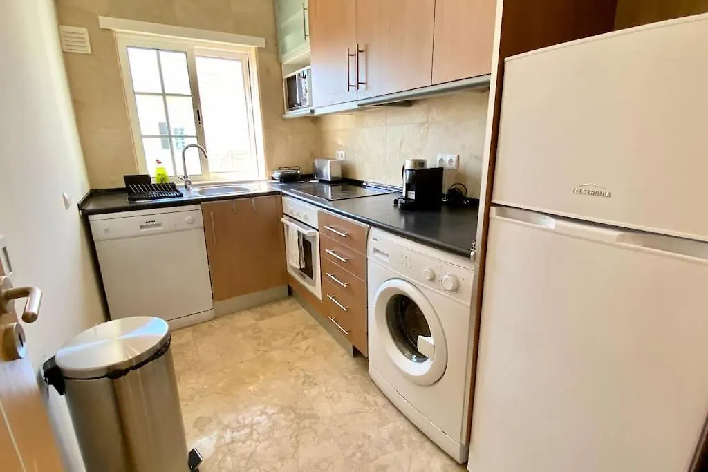 Διαμέρισμα 2-Bedroom Apt In Newtown W Pool Αλμπουφέιρα Πορτογαλία